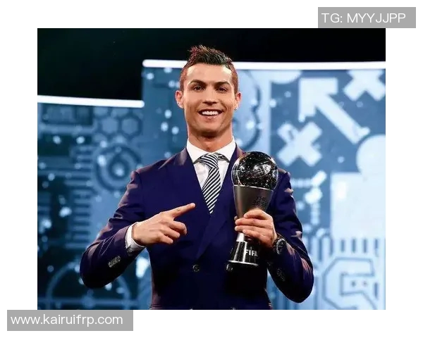 通过线索揭晓足球明星的真实身份，挑战你的足球知识与直觉